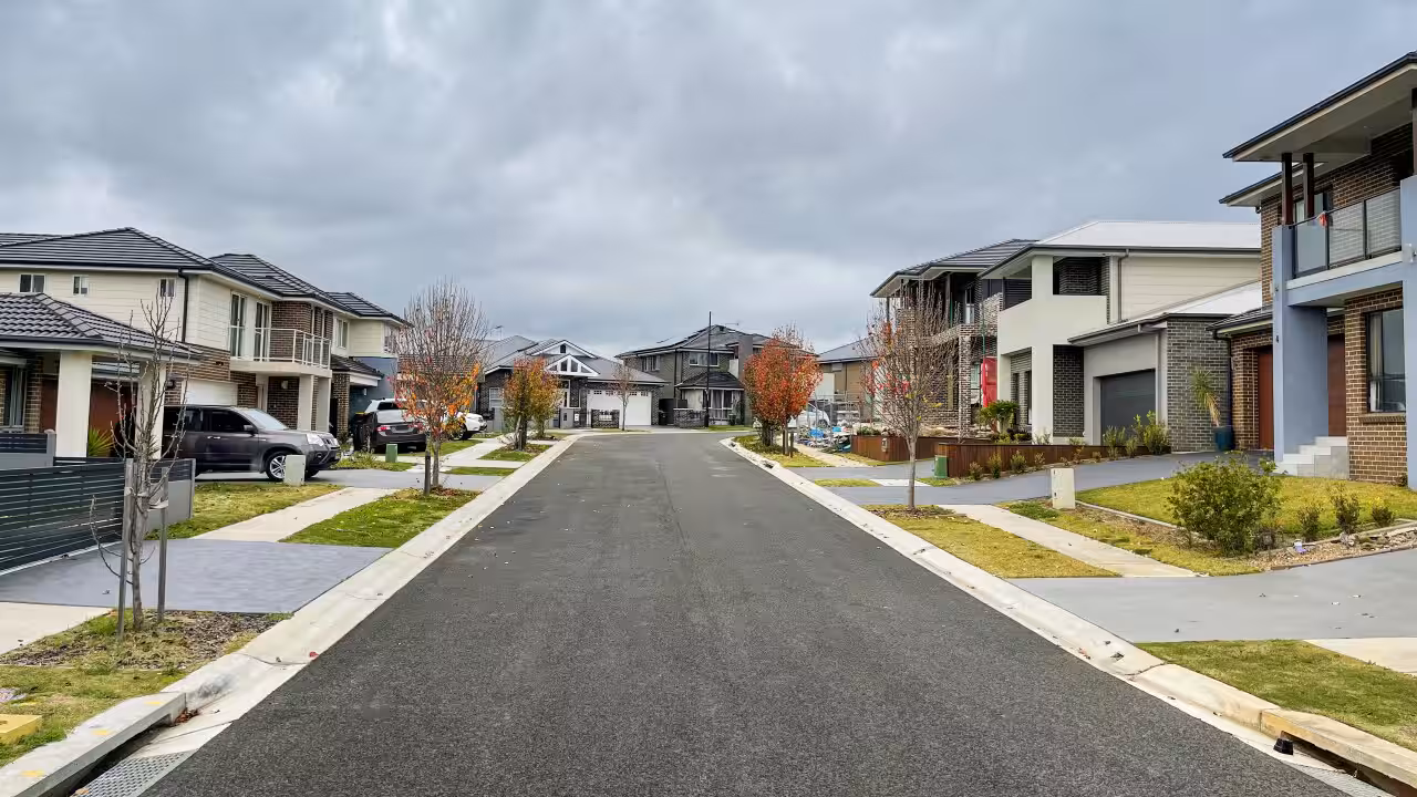 Following Cenbank’s increase, major Australian banks also raise home loan rates.